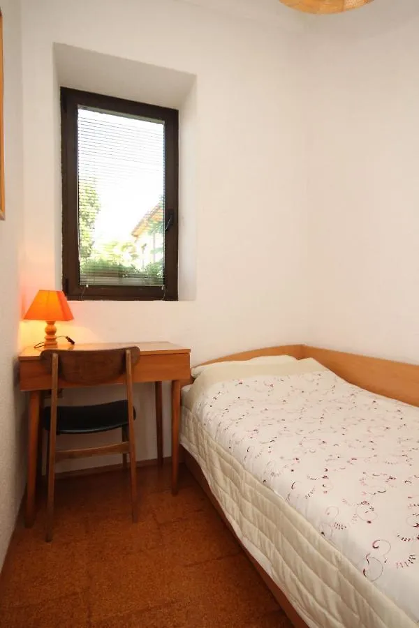 Apartment Umag 7171C 0*,